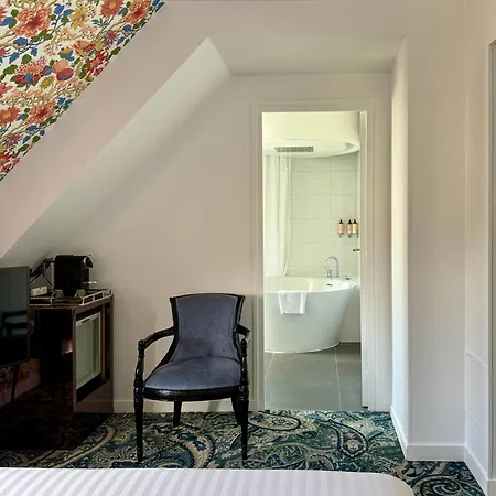 New Hotel Republique-3